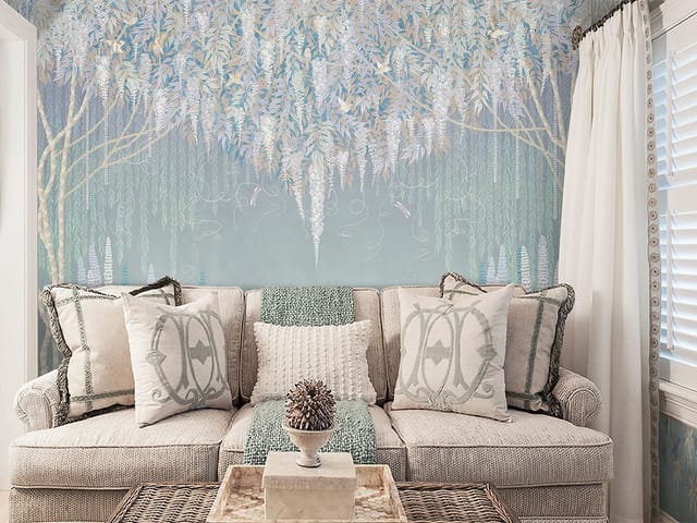 Fototapeta z dwoma żurawiami wśród roślin, z drzewami i kwiatami