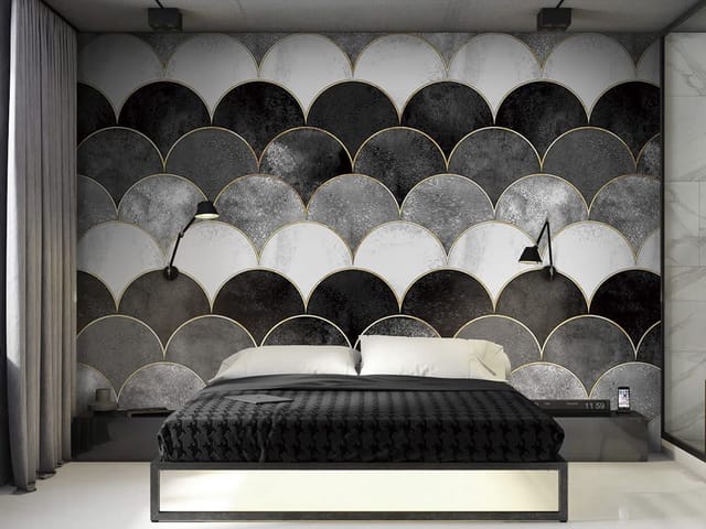 Fototapeta z wzorem łuskowym w odcieniach szarości, czerni i bieli ze złotymi obramowaniami