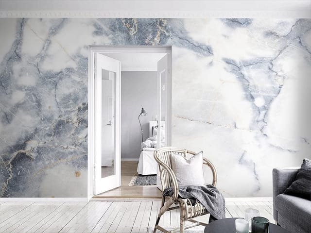 Fototapeta z marmurowym wzorem z ciemnymi żyłkami na jasnym tle