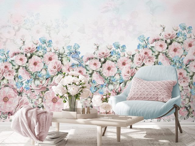 Fototapeta z bukietem różowych i niebieskich kwiatów oraz zielonymi liśćmi