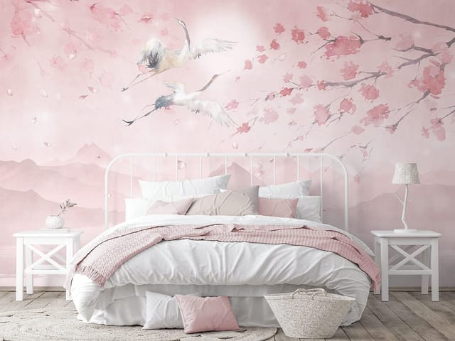 Fototapeta z żurawiami nad wodą, kwiatami wiśni i górami w tle