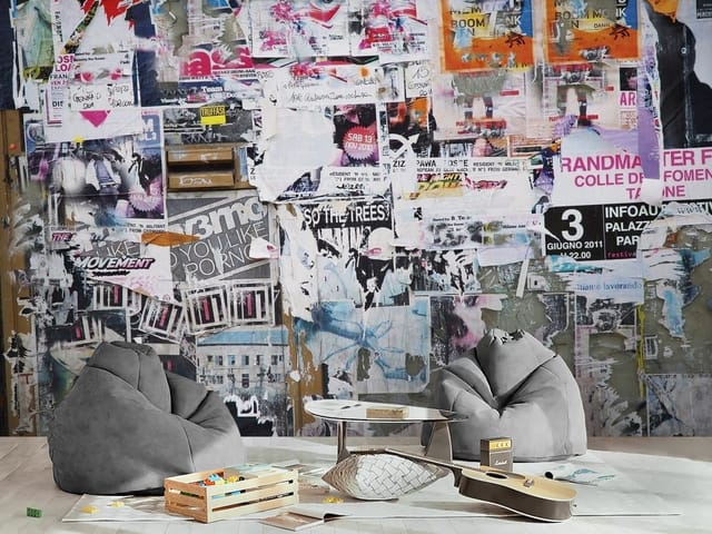 Fototapeta typografia – ściana pokryta plakatami