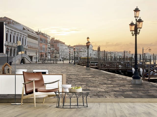 Fototapeta Kamienice przy nabrzeżu o zachodzie