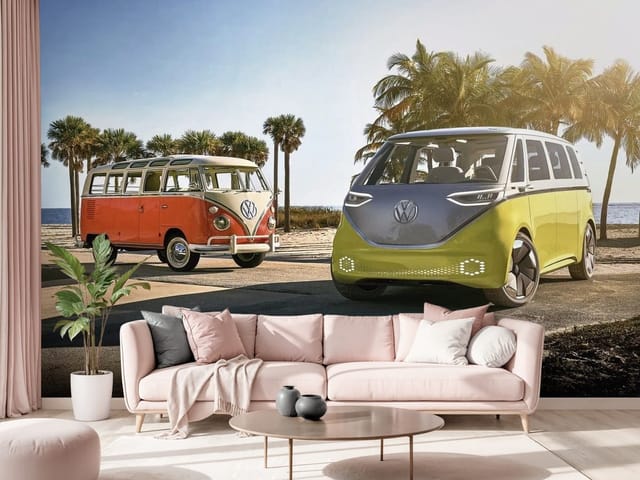 Fototapeta samochody – dwa kolorowe samochody na plaży