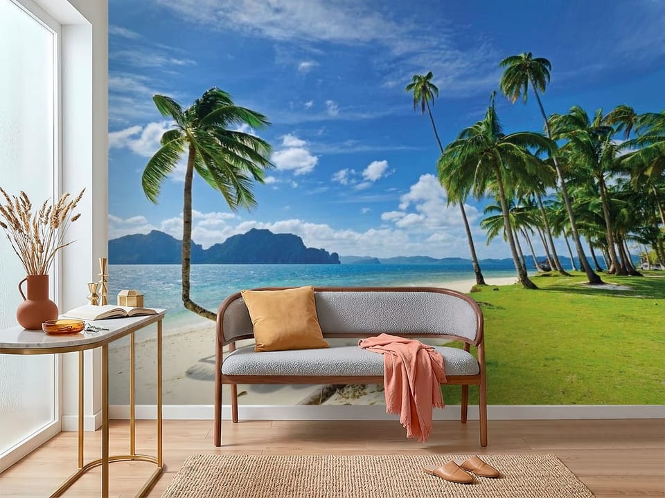 Fototapeta z piaszczystą plażą, palmami i oceanem w tle - inspiracja do nowoczesnego przedpokoju