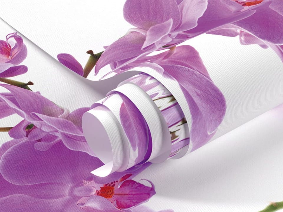 Fototapeta Fioletowe orchidee nad wodą - realne zdjęcie w rolce