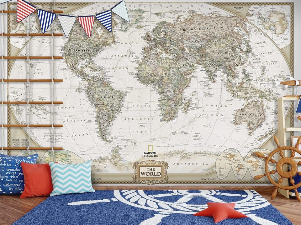 Fototapeta Klasyczna mapa świata w ramce we wnętrzu pokoju dziecka