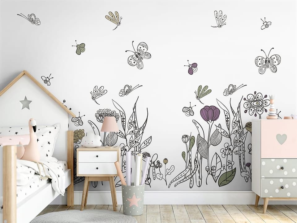 Fototapeta Kwiaty polne na białym tle we wnętrzu pokoju nastolatka