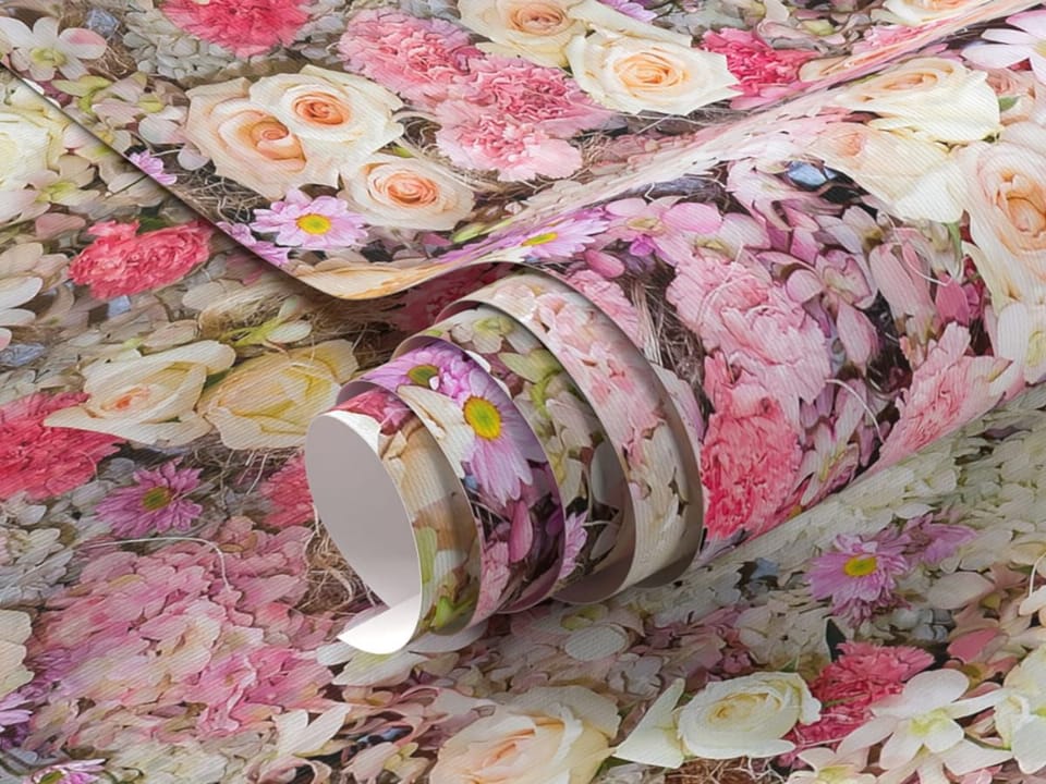 Fototapeta Kwiatowa ściana z różami i hortensjami fragment #1