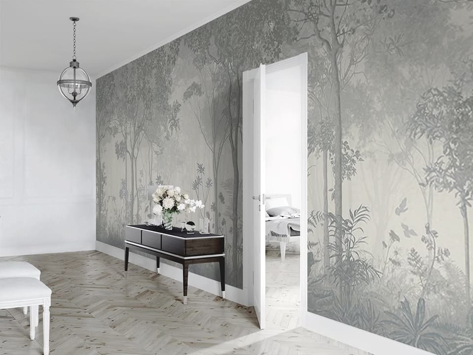 Fototapeta Gęsty las z wysokimi drzewami we wnętrzu przedpokoju