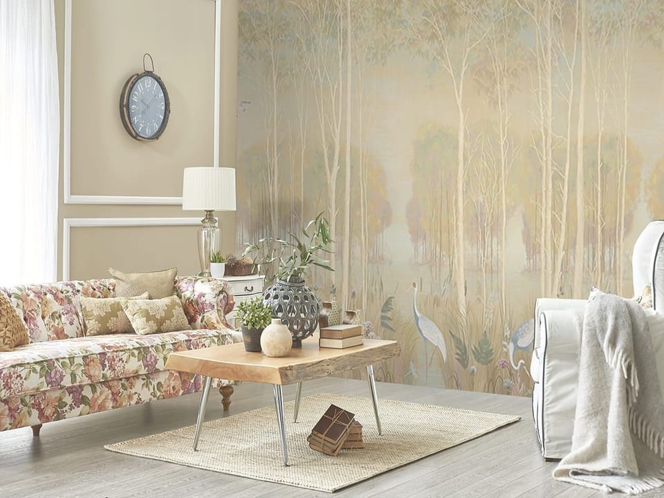 Fototapeta Las z wysokimi drzewami i jeziorem we wnętrzu salonu