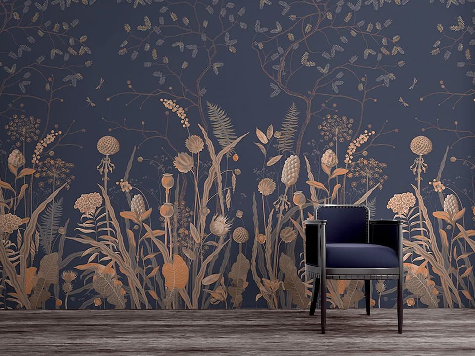 Fototapeta Kwiaty polne na ciemnym tle we wnętrzu przedpokoju