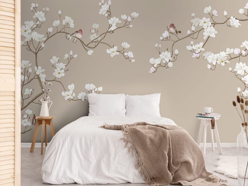 Fototapeta Gałązki magnolii z ptakami we wnętrzu sypialni