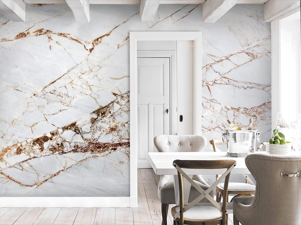 Fototapeta Biały marmur z brązowymi żyłkami we wnętrzu kuchni