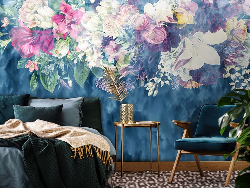 Fototapeta Egzotyczny bukiet na ciemnym tle we wnętrzu sypialni