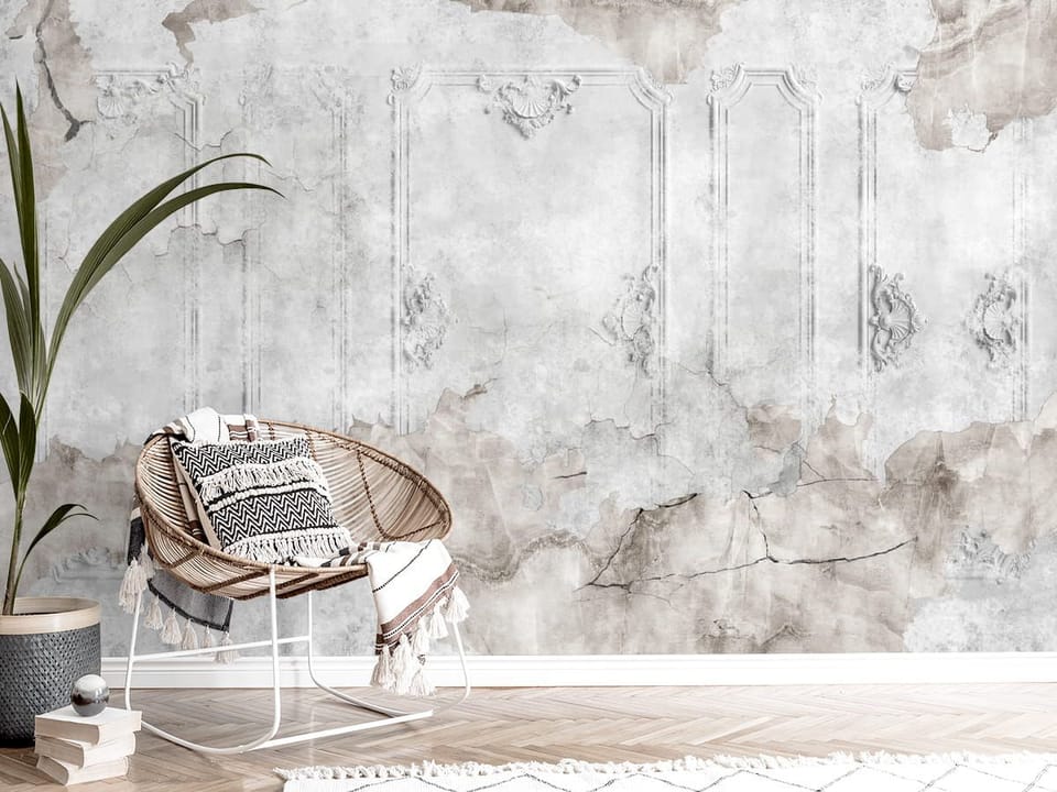 Fototapeta Stara ściana z ornamentami we wnętrzu przedpokoju