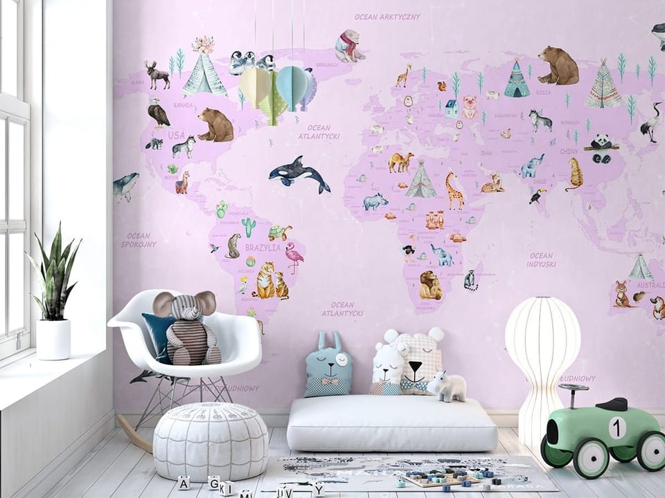 Fototapeta Mapa świata z ilustracjami zwierząt we wnętrzu pokoju dziecka