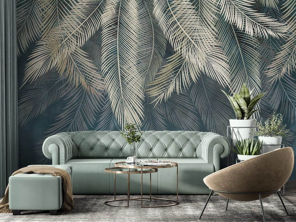 Fototapeta Liście palmowe na ciemnym tle we wnętrzu salonu