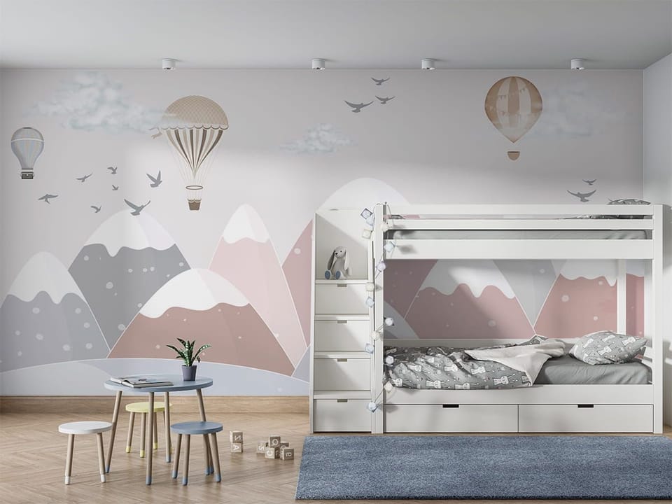 Fototapeta Balony nad ośnieżonymi górami we wnętrzu pokoju dziecka