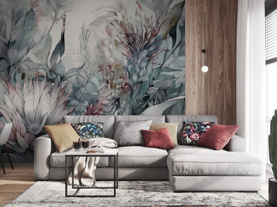 Fototapeta Egzotyczne kwiaty i liście we wnętrzu salonu