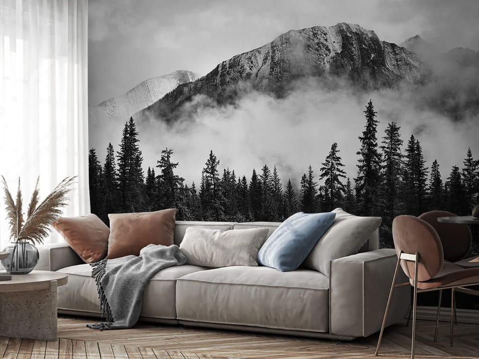 Fototapeta Górska sceneria z drzewami iglastymi we wnętrzu salonu