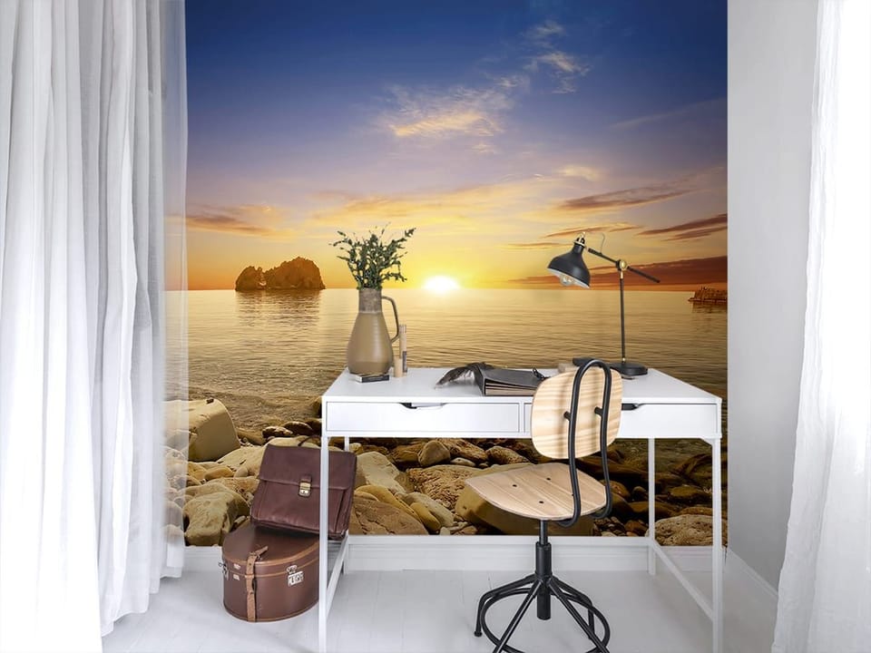 Fototapeta Zachód słońca nad spokojnym morzem we wnętrzu biura