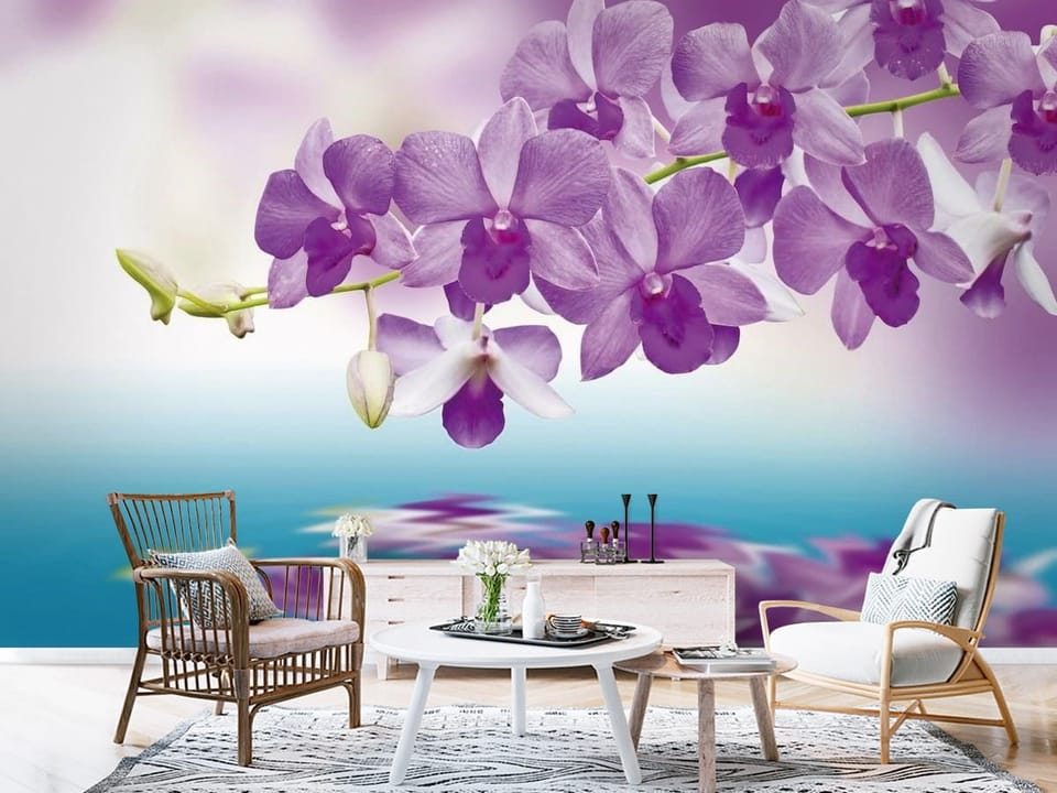 Fototapeta z fioletowymi orchideami nad spokojną wodą, pastelowe tło - aranżacja przedpokoju w stylu skandynawskim