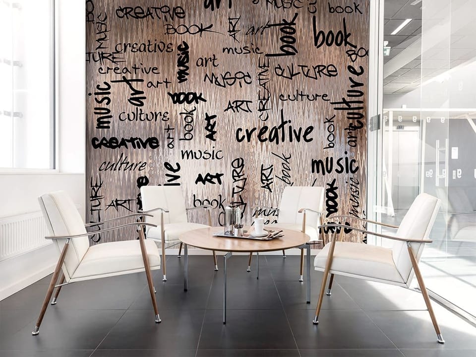 Fototapeta Typograficzne napisy na drewnie we wnętrzu biura