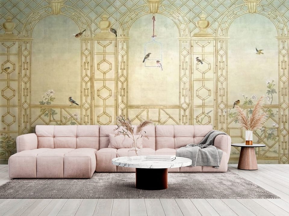 Fototapeta z geometrycznymi wzorami kratownicy i kolumnami z wazonami - salon w jasnych kolorach