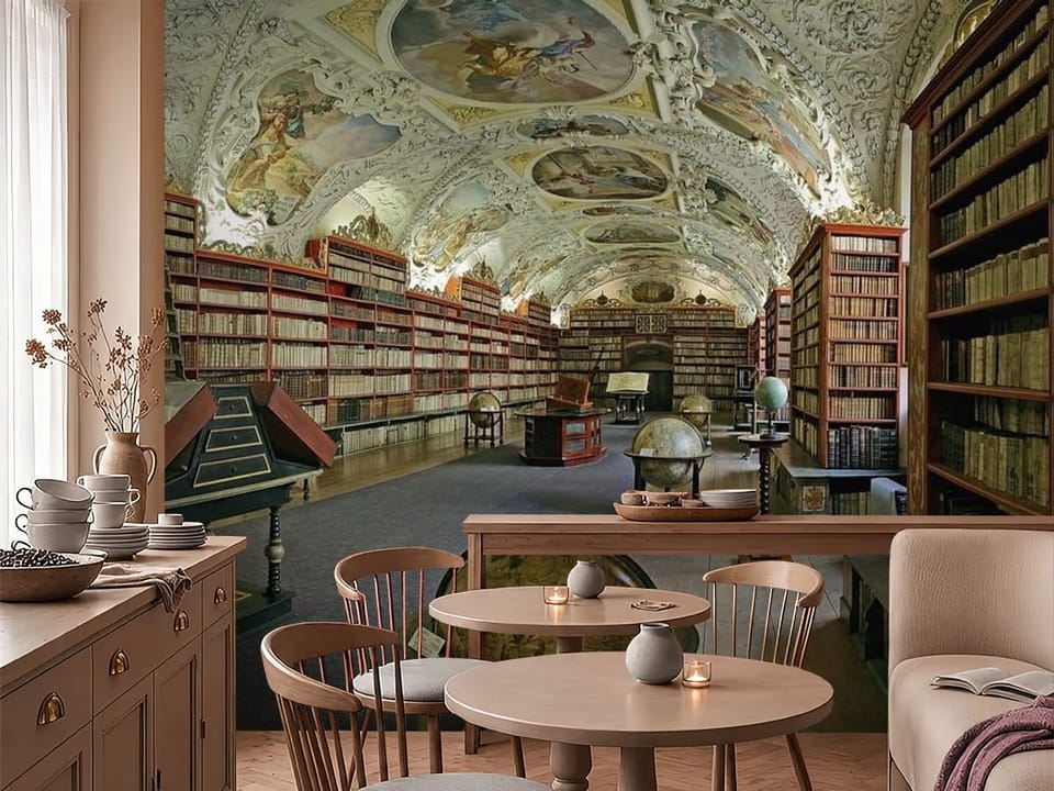 Fototapeta przedstawiająca wielką bibliotekę z regałami, globusami i freskami na suficie - inspiracja do przytulnej kawiarni