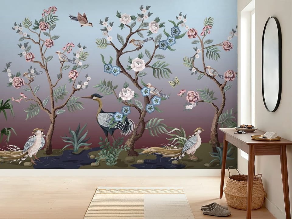 Fototapeta z dekoracyjnymi drzewami i ptakami na tle w odcieniach niebieskiego i fioletowego. - inspiracji do minimalistycznego przedpokoju
