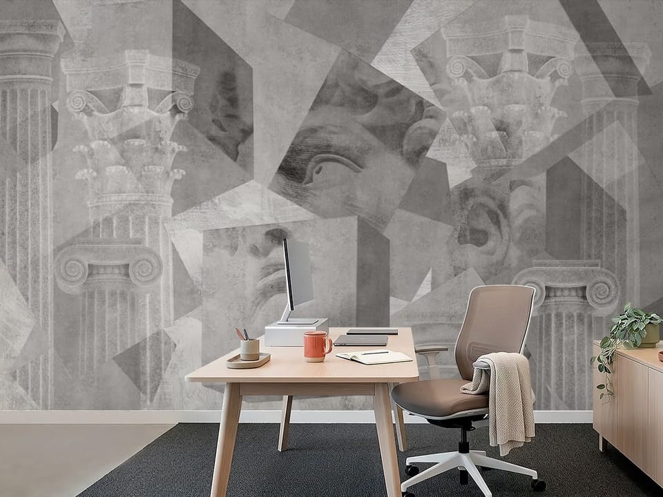 Fototapeta z fragmentami klasycznych kolumn i rzeźb w geometrycznych kształtach - aranżacja jasnego biura z dekoracją ścienną