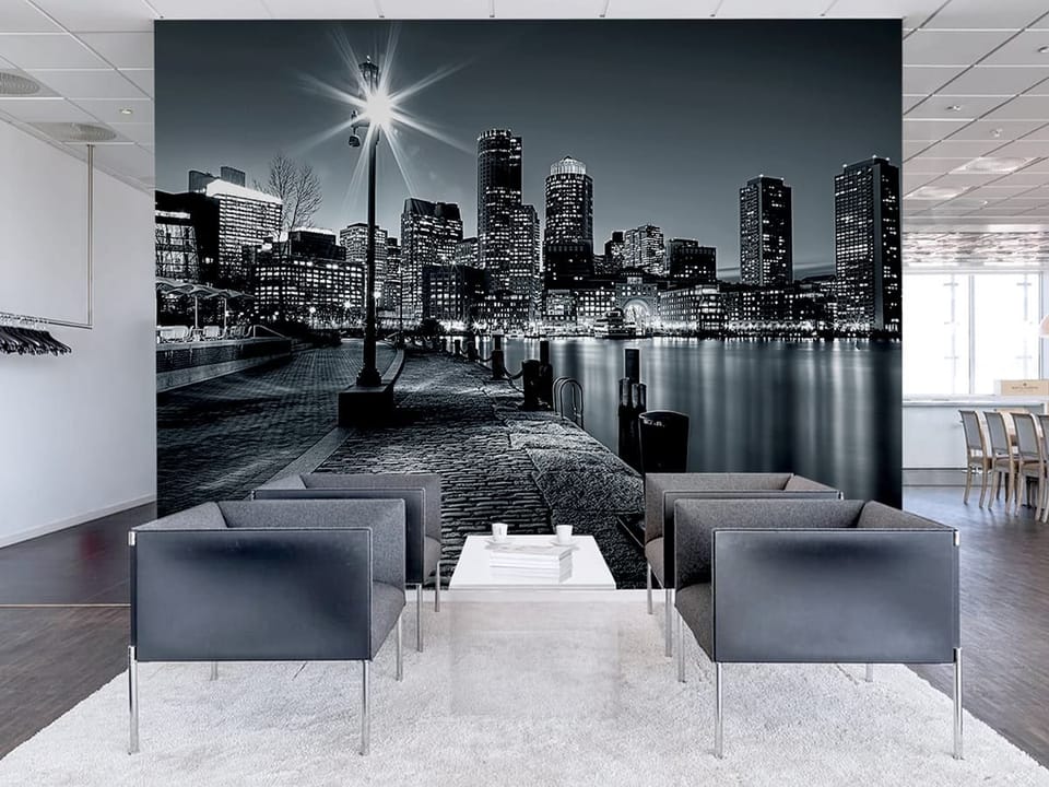 Fototapeta Panorama miasta nocą z lampą we wnętrzu biura