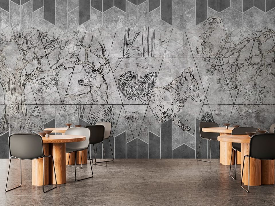 Fototapeta z geometrycznymi wzorami, jeleniem i lisem na tle drzew - aranżacja w przytulnej kawiarni