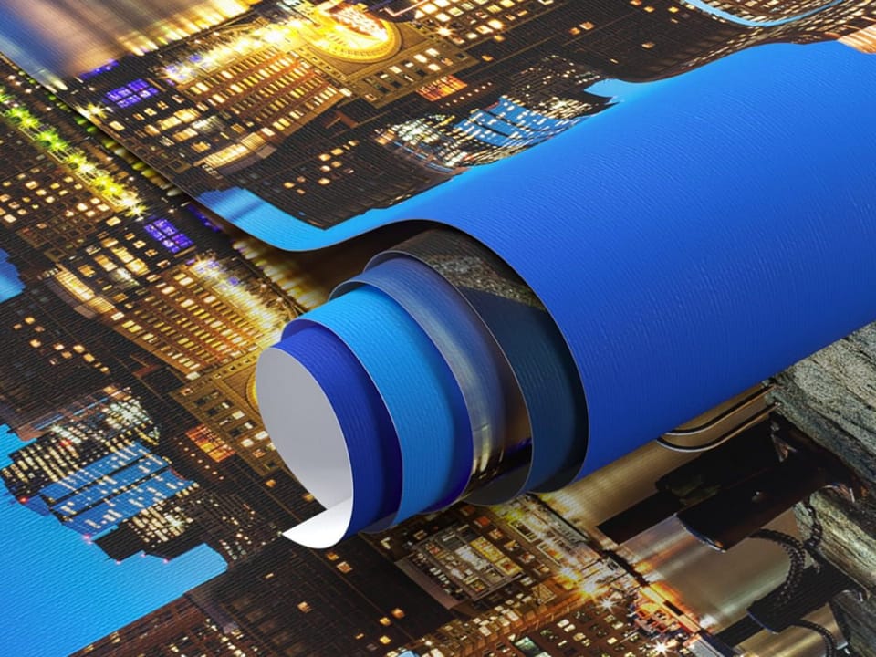 Fototapeta Panorama miasta nocą nad wodą fragment #1