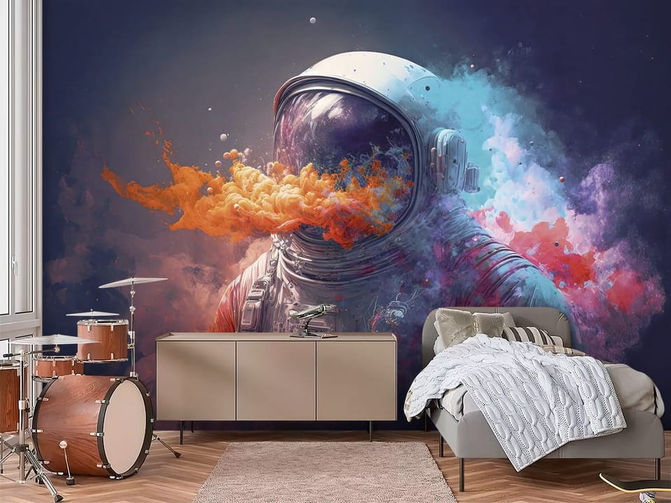 Fototapeta z astronautą w skafandrze otoczonym kolorowym dymem na ciemnym tle - widok na ścianę w pokoju nastolatka